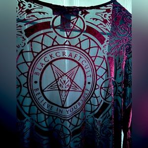 Blackcraft kimono size small like new, excellent condition